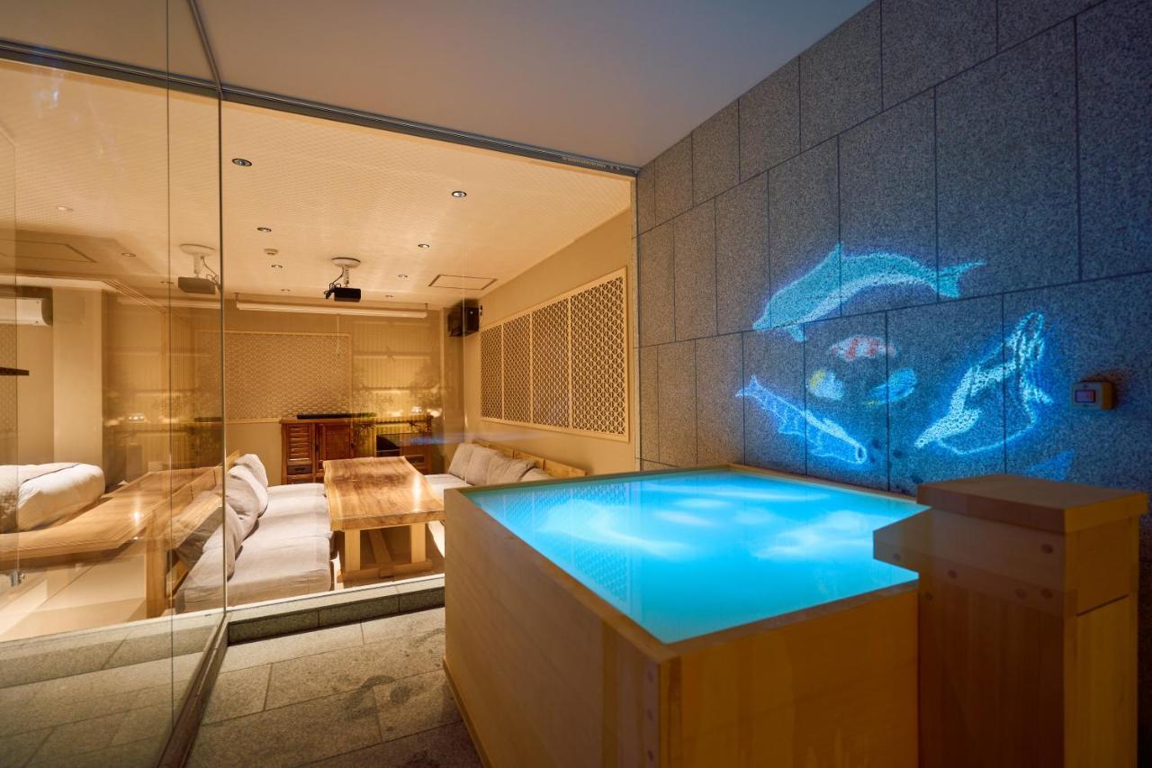 Konjakuso Osaka Tempozan "Ikesu" Projection M Apping Spa Konjakuso Osaka Tempozan "Takadoro" Wheel View Ngoại thất bức ảnh