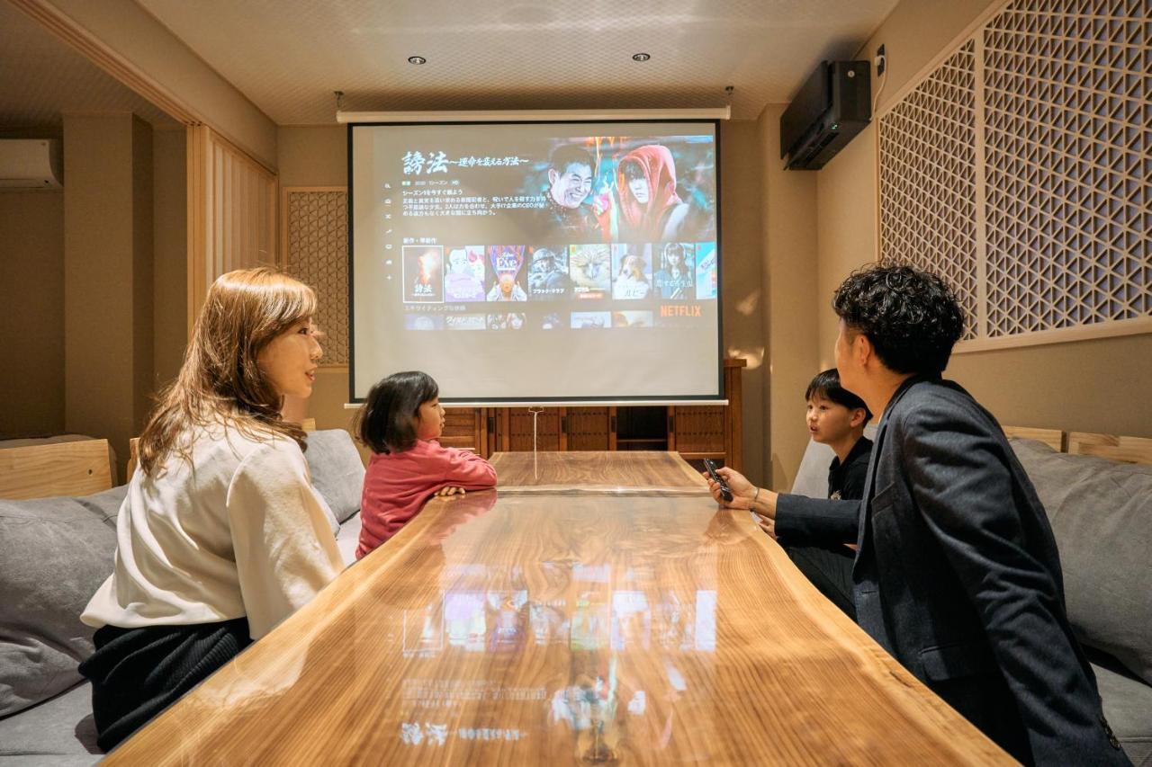Konjakuso Osaka Tempozan "Ikesu" Projection M Apping Spa Konjakuso Osaka Tempozan "Takadoro" Wheel View Ngoại thất bức ảnh