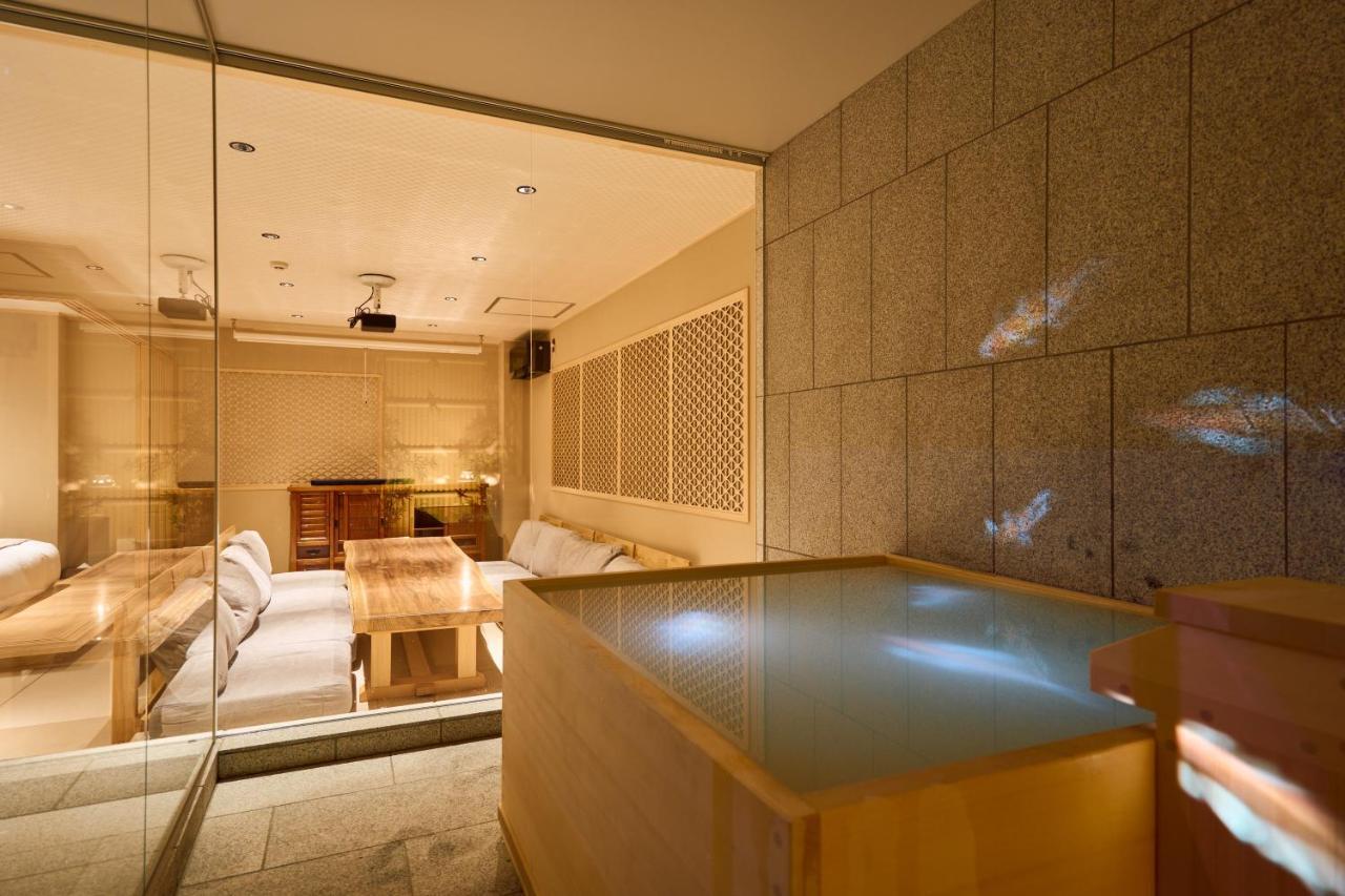 Konjakuso Osaka Tempozan "Ikesu" Projection M Apping Spa Konjakuso Osaka Tempozan "Takadoro" Wheel View Ngoại thất bức ảnh